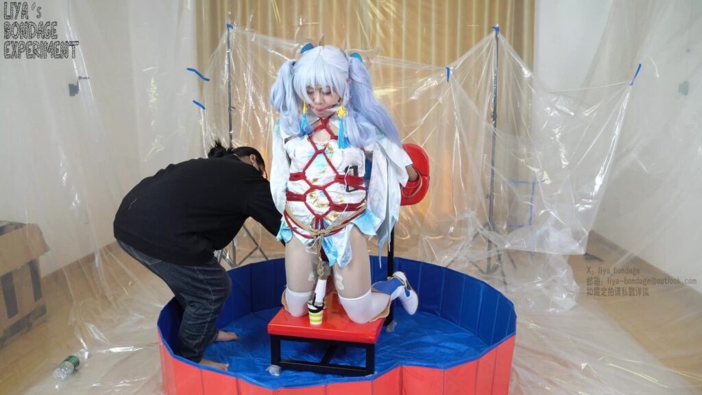【莉雅】人体极限挑战 cosplay/极限调教/失禁/鞭打/全身吊缚/冰火两重天/棒子/蛋蛋/口球/丝袜堵嘴/电击/湿身/走绳/龟甲缚/白丝-视频-5元站