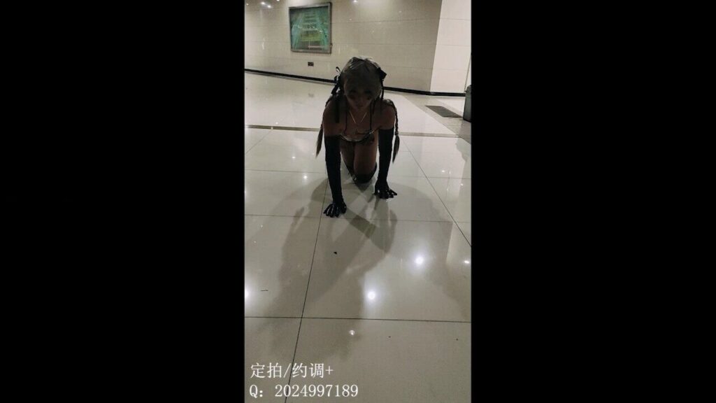 图片[4]-【艾宁工作室】JK女王和淫纹男娘-02 户外play/舔黑丝玉足/淫纹男娘/裸体爬行-视频-5元站