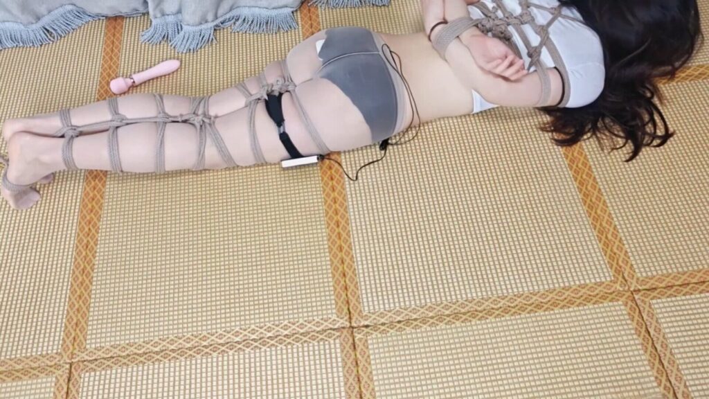 图片[2]-【一颗露露子】肉丝体操服の敏感度测试！毛笔减刺激丝袜摩擦暴力责 全程哀嚎挣扎 llzi-4-视频-5元站