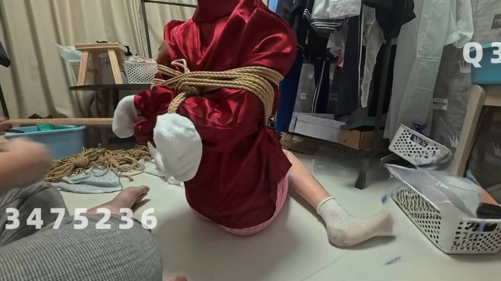 【象人工作室】【教程】侧面视角 v型 上二下三后手缚做法-视频-5元站