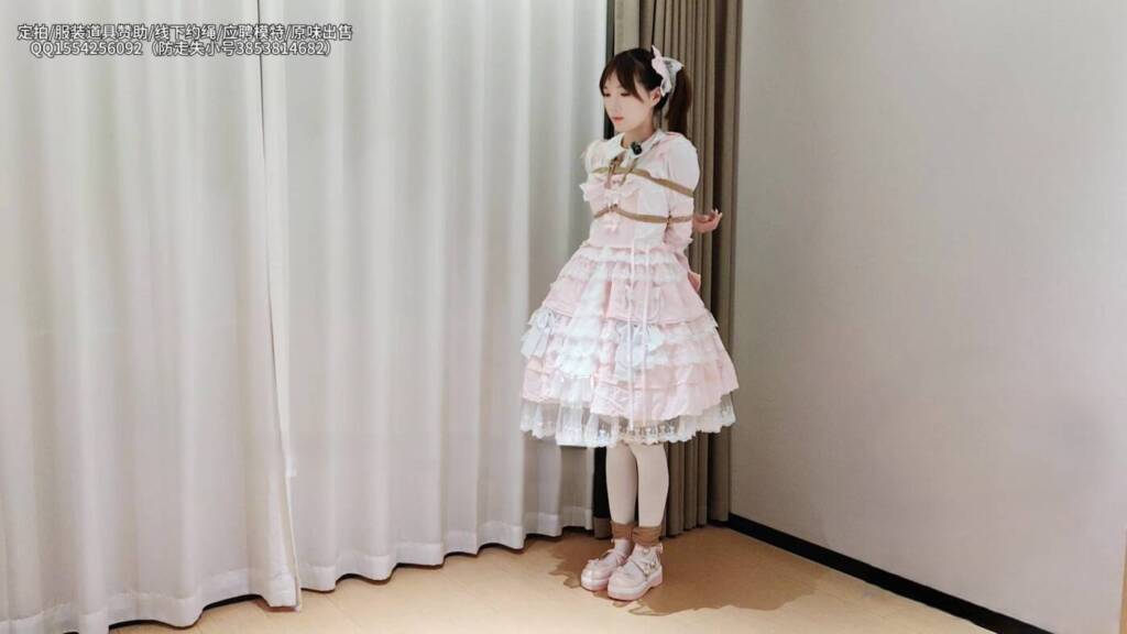 【XcTian】小云首次尝试lolita 站立挣扎+移动 床上被刺轮-视频-5元站