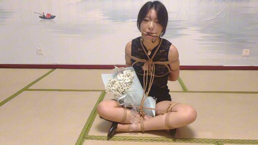 【秦韵绳屋】七夕会见网友的袅袅-视频-5元站