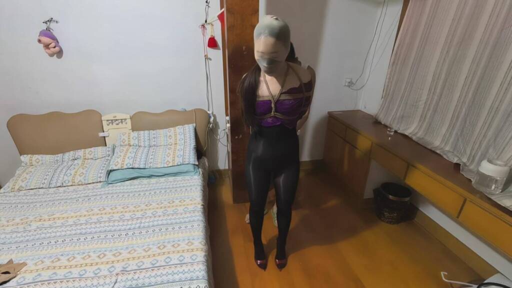图片[2]-【我的媳妇】之女奴改造计划04、主动丝袜堵嘴、连身蕾丝全身紧缚+驷马放置挣扎搔首弄姿、多层丝袜+内内套头呼吸抑制、扇脸、电击棒直击敏感部位、超长子夕、命令式侍奉 -视频-5元站