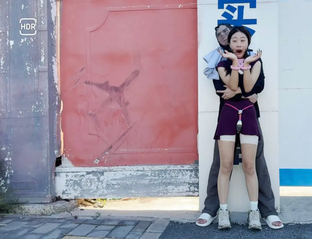 图片[2]-【东隅映像室】小女奴定时锁禁锢10小时玩弄（第二部）（由于操作不当，变成整整禁锢20小时）-视频-5元站