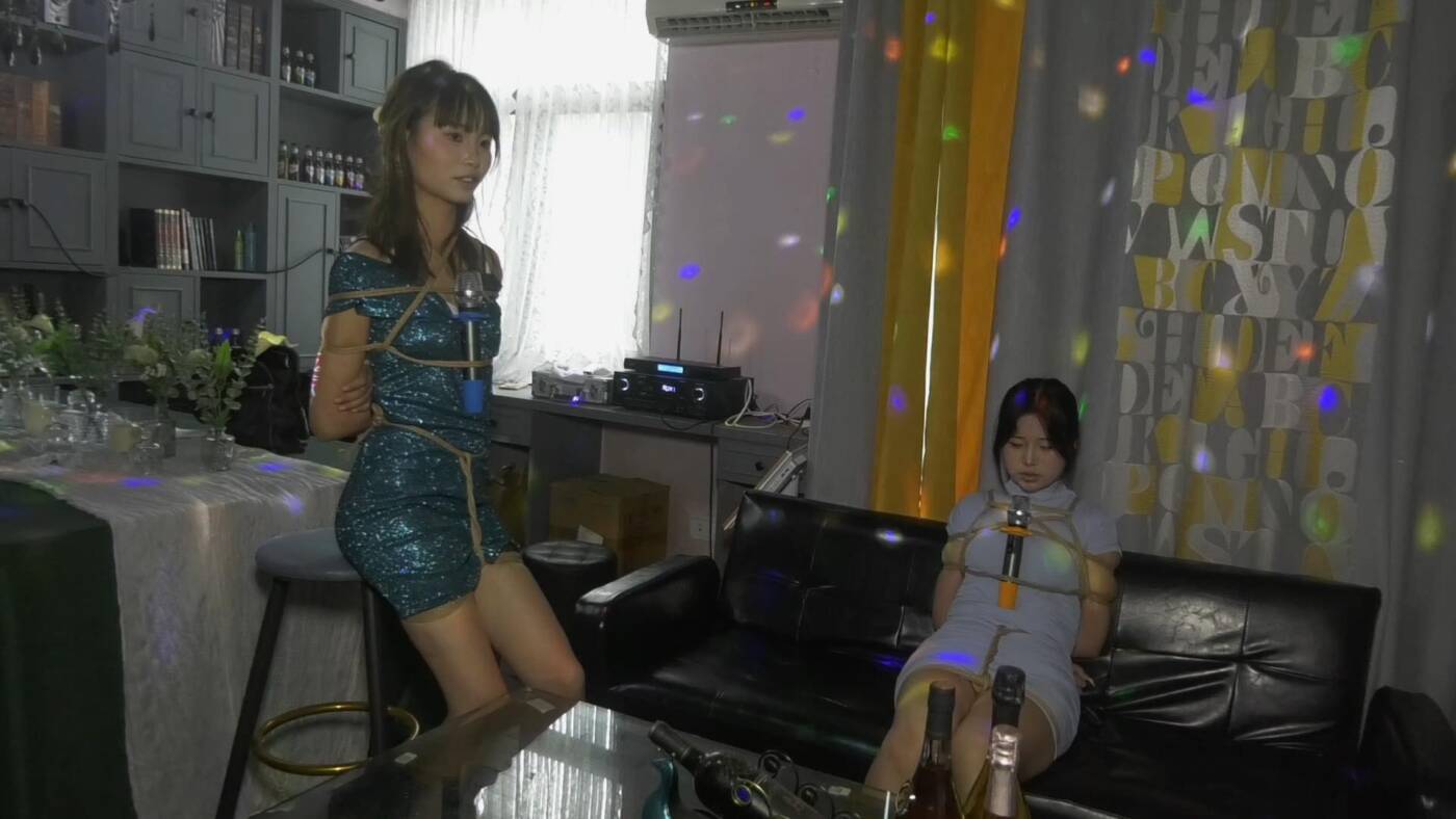 【胜景影视】双女M绑着也不耽误唱歌-视频-5元站