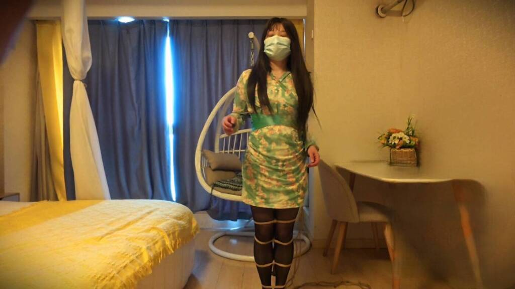 【忧郁的笨鸟】喜欢被绑的女m一天不绑就浑身难受-视频-5元站