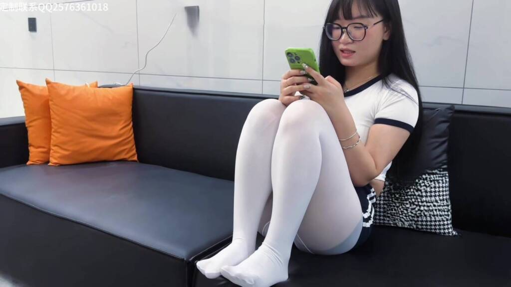 【鞭缚侠工作室】傲慢的女上司2训诫 傲慢女上司M倾向大爆发-视频-5元站
