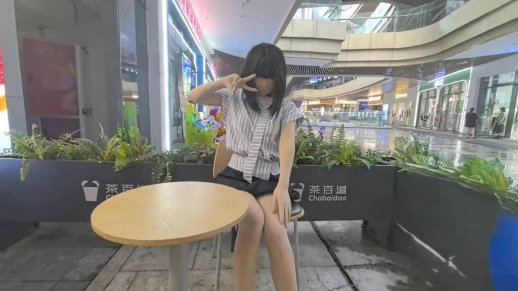 图片[2]-【FXX】【ZENTAI】因为中午吃太多，自己要求把她缝在全包紧身衣里面一直坚持到第二天早上不吃东西减肥，逛商场真的是回头率百分之百-视频-5元站