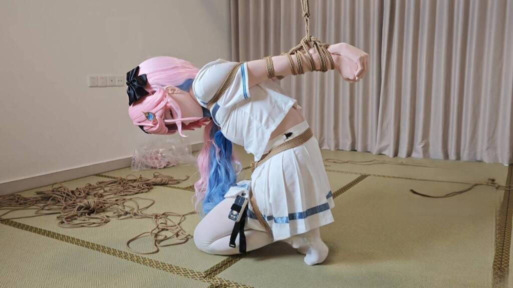 【星星工作室】kigurumi kig鸣潮达妮娅 后手缚半吊呼吸控制 郊狼200真实电击 直臂缚强制拉高与团缚-视频-5元站
