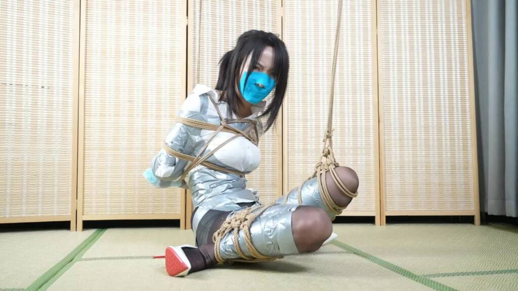 【象人工作室】【嗷嗷】银色胶带绳索束缚！（有过程）-视频-5元站