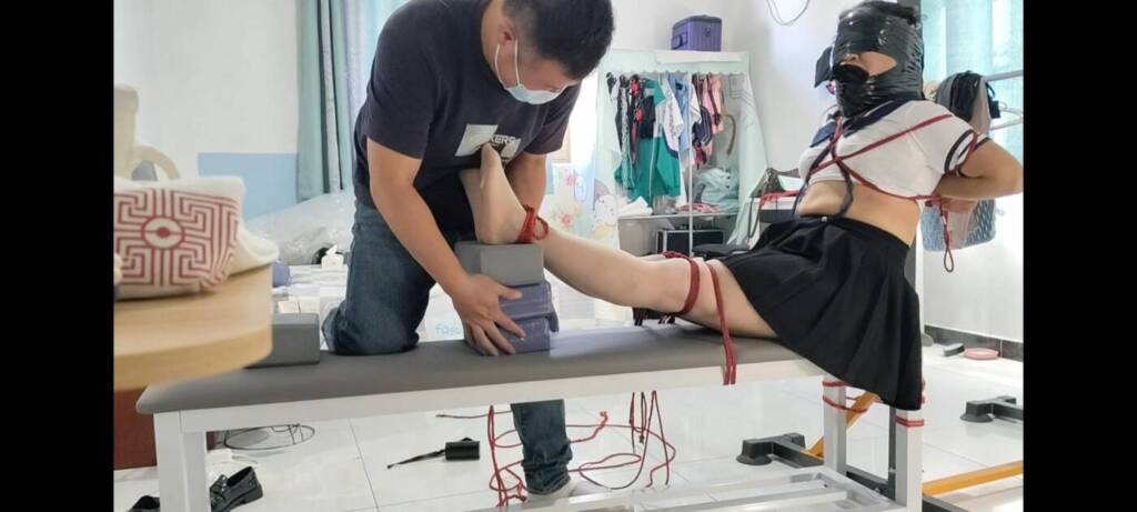 【磊哥原创】狗蛋老虎凳加窒息-视频-5元站