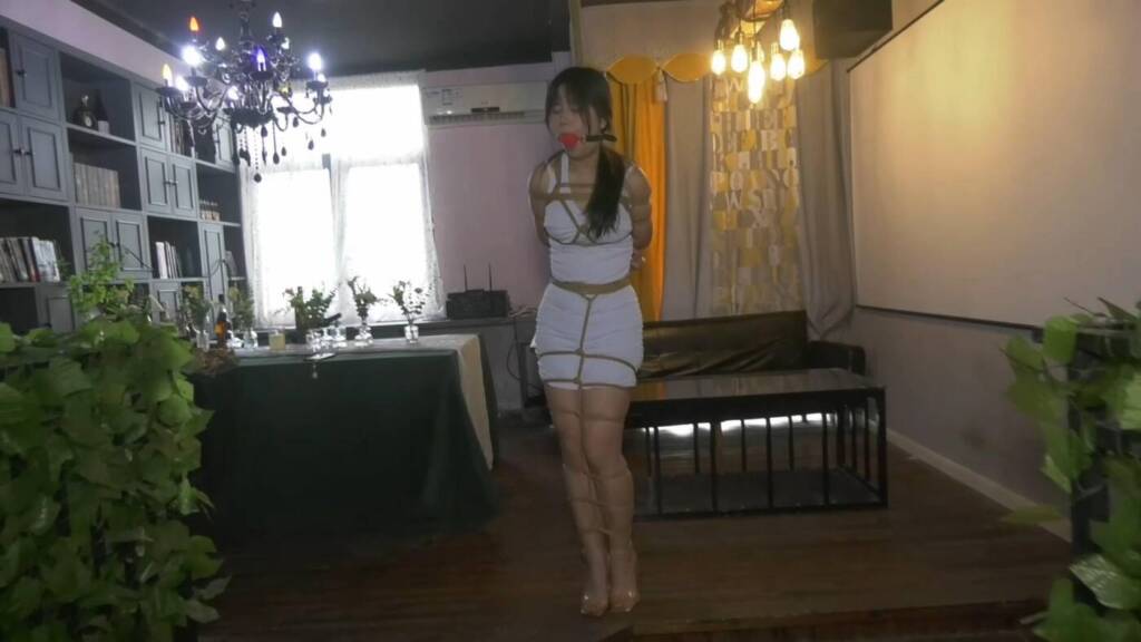 【胜景影视】女M单腿独立缚-视频-5元站