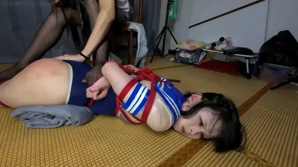 图片[2]-【不比等】犬奴三叶的训练过程：透明体操服后手并腿拘束/丝足踩脸/超严厉SP/dirtytalk-视频-5元站