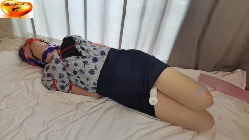 图片[2]-【绳舞飞扬】菲儿空姐巨胸惨遭捏奶绑架+扎带逃脱（完整版）:紧缚驷马+巨胸惨遭捏奶蹂躏+超大口球禁声+棒棒强高+扎带捆绑求生脱逃限时-视频-5元站