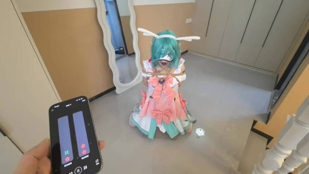 图片[2]-【FXX】【COS-瑶】瑶妹来解锁kiss toy突突更多玩法 继续体验两位数入潮 鸭子坐木马突突入潮 强制分腿入潮 跪立电击皮革头套呼控 昏迷了不要紧 G醒就行了-视频-5元站