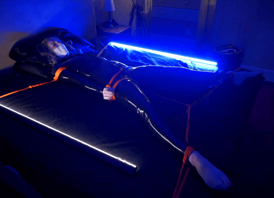 Ariel Anderssen – Catsuited Super Spy Captured and Put in Orgasm Deathtrap!-视频-5元站