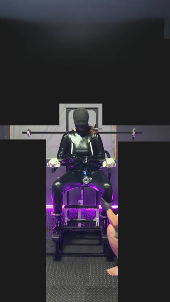 【奴舍】女媚郁郁多功能拘束椅体验-视频-5元站
