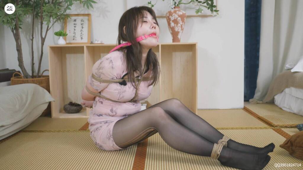 图片[2]-【波丝姬】女大学生的第一次旗袍股绳捆绑绳艺体验-视频-5元站
